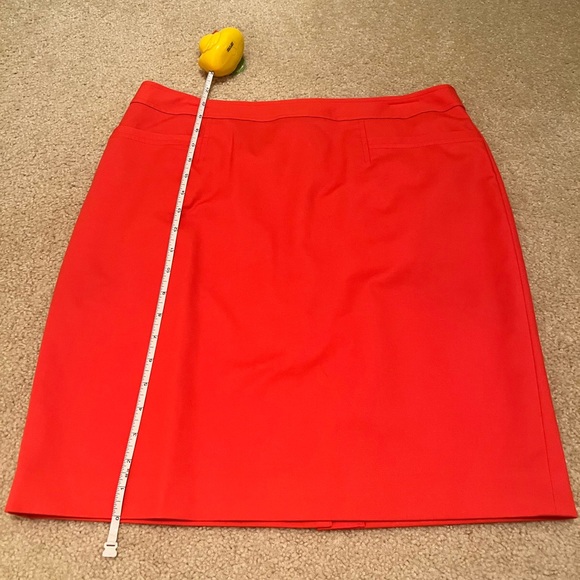NWOT Halogen skirt size 12 - Picture 6 of 7